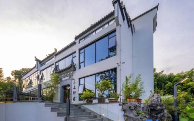 Floral Hotel·Huangshan shi’shangyisu hotel (Hongcun scenic area)