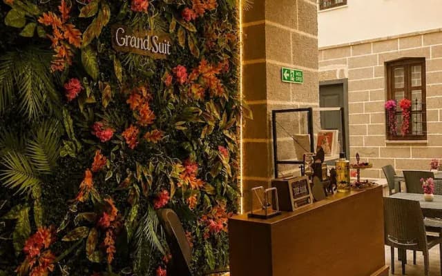 Grand sur butik otel