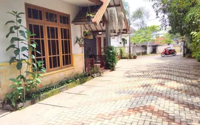 Three Bedroom (Front) at Villa Trunojoyo 50