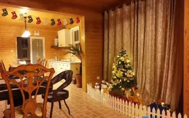 Abraham Resmos Wooden House Villas