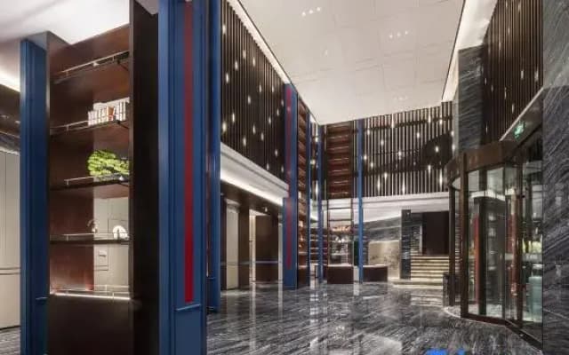 To Li Chun Feng Hotel