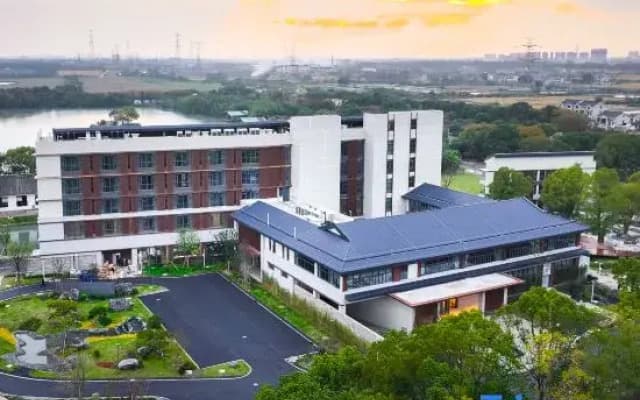 Hentique Hotel Taicang