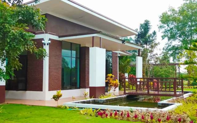 Sunflora Resort Chumphon