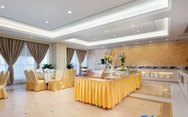 Yi Qu·S Hornet E-sports Hotel (Gaoxin Technology Second Road Branch)