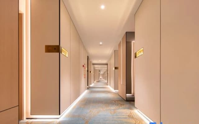 Xiangxiang Qin'ao Hotel (Hengqin Port Zhuhai International Convention and Exhibition Center Branch)