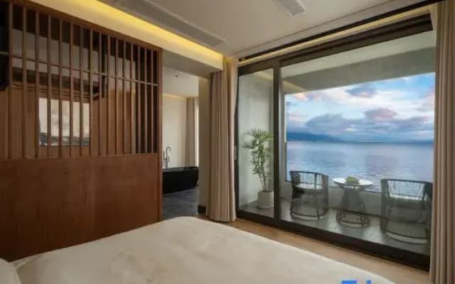 Yunqi Dali Sea View Hotel