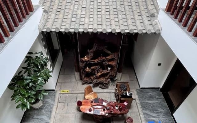 Jianshui Muranju · Garden Ancient Alley Courtyard Family Homestay (Chaoyang Tower Zhu's Garden)