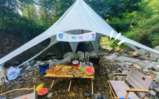 Anji Jinyi · Shijian Streamy Homestay