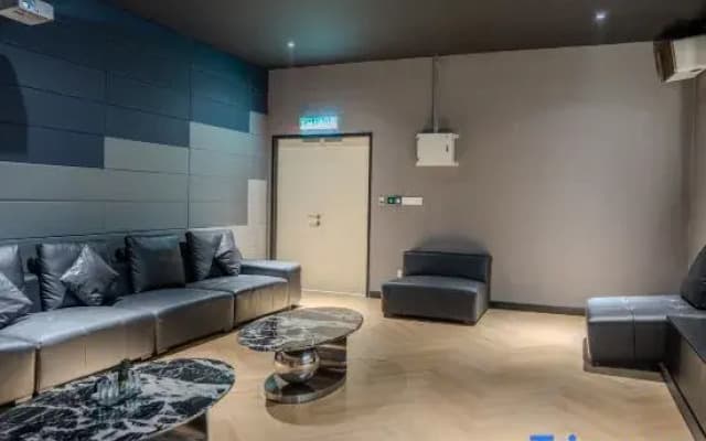 Space Residency Premium Suite Near KSL Mall by Nest Home