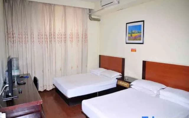 Shankee Hotel (Zibo Badaju RT-Mart)