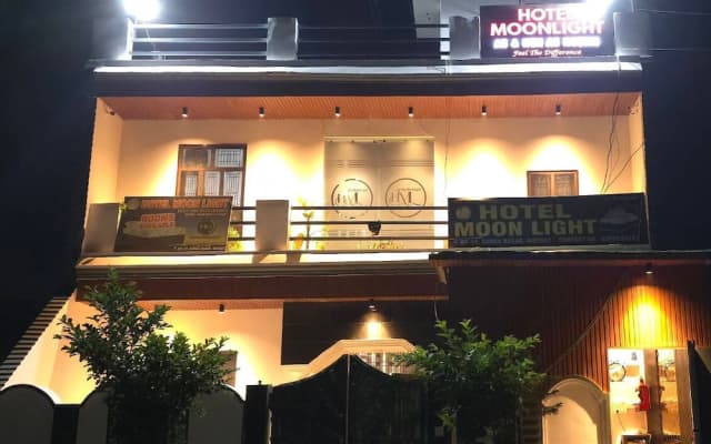 Hotel Moonlight meerut