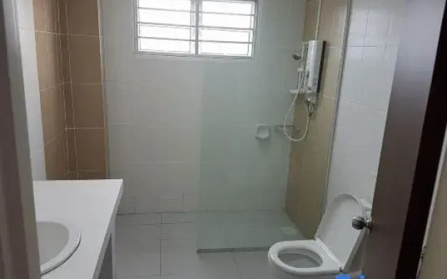 Sitiawan semi D homestay with 4 bedrooms