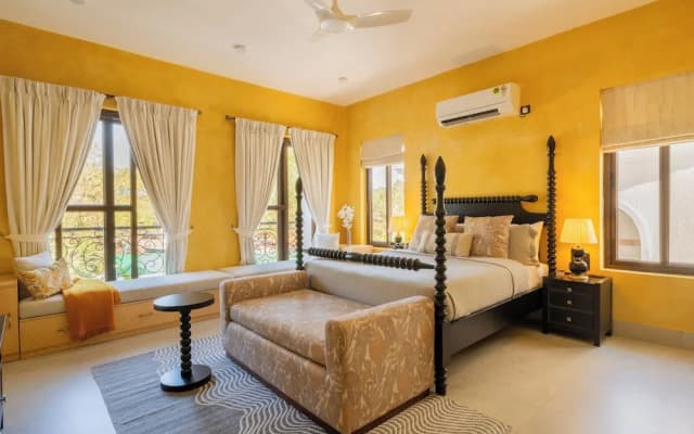 ELIVAAS Villa Paraiso 4 BHK with Pool