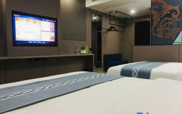 Yufuhao Hotel (Haikou Wuyuan River Sports Center)