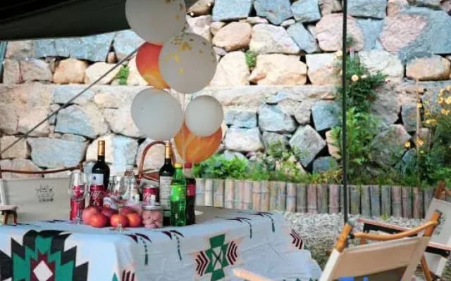 Liuxia Yixi · Family Parent-Child Swimming Pool Holiday Resort (Yunshang Grassland Store)