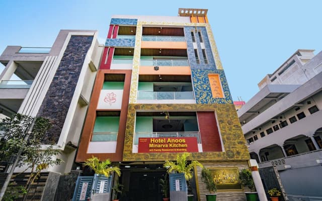 Fabhotel Anoos