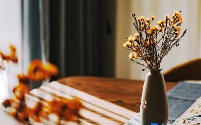 Yansheng Jingyue Designer Hot Spring B & B