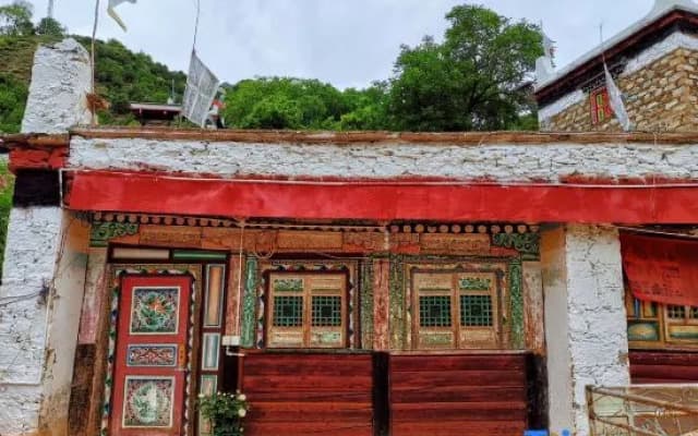 Zangjia Jiedai Brother Guest House