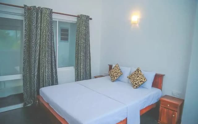 Hikka Ocean Resort