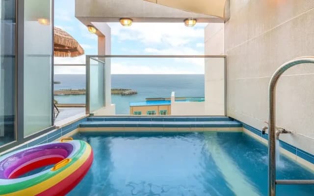 Gyeongju Wave Dokchae Poolvilla Pension