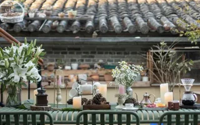 Lu Xiaoxiao's Courtyard Homestay