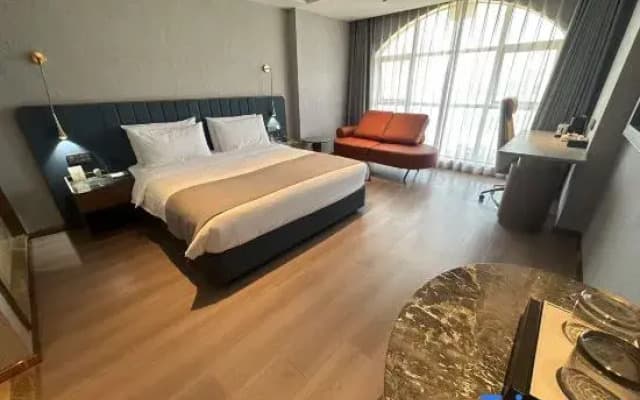 Lanou E-sports Homestay