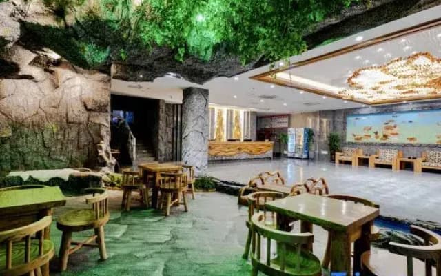 Buerjin Qinghao Ecological Resort Hotel