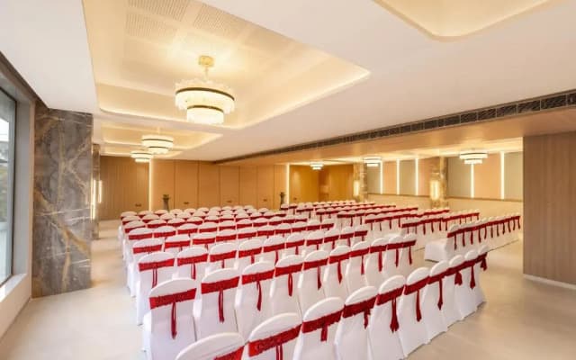 Regenta Hotel Science Center, Bhuj