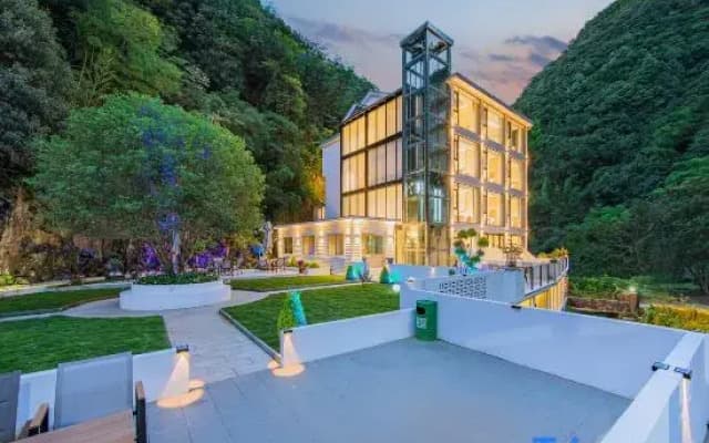 Shanyu Gorge·Canyon Private Tang Hot Spring Resort