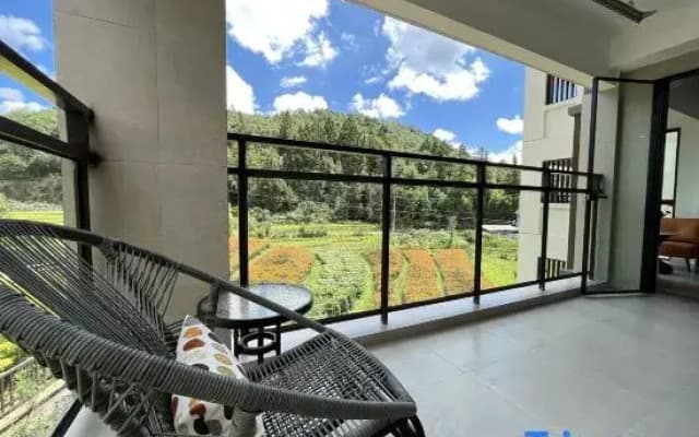 Tengchong Jiuduo Hot Spring Hotel (Mayu Valley Hot Spring Town Branch)