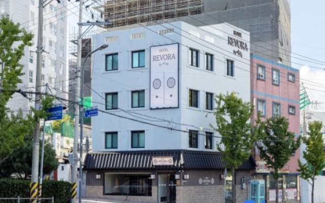 Suwon Haenggung-dong Revora Hotel by Anook