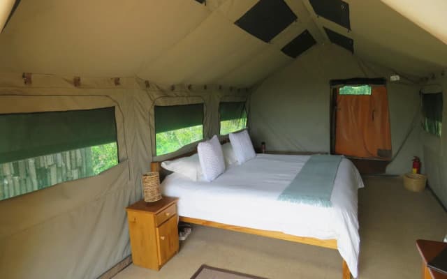 Woodbury Tented Camp - Amakhala Game Reserve