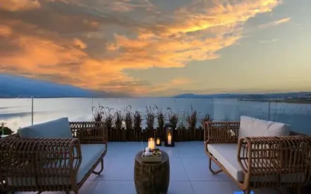 360° Oceanview Lifestyle | Dali SEASKY VISTA Cultural & Art Oceanview Hote