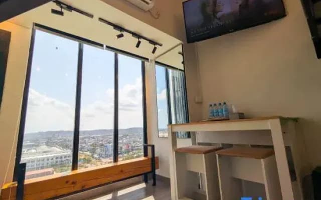 S&D family studio 4 pax w/ netflix & pool @Pollux