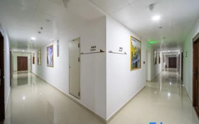 Weixuansi Hotel (Guilin Wuyue Plaza)