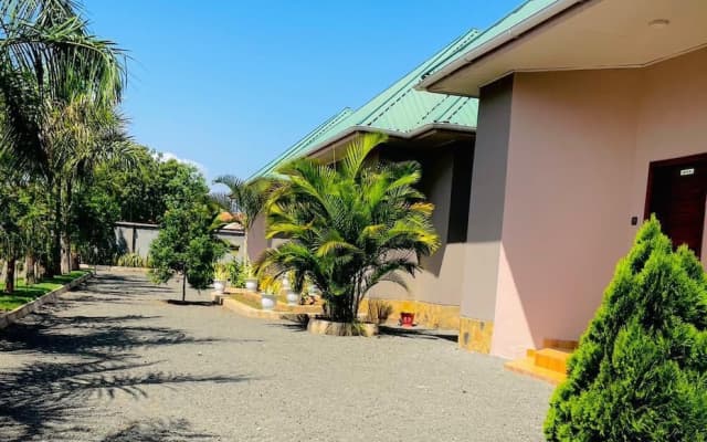Paki Hotels&apartment