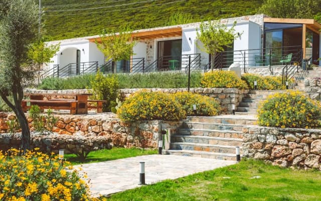 Kairos Hotel