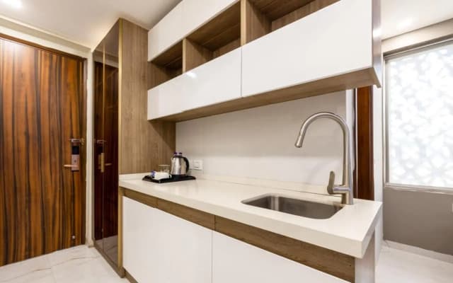 Hotel Bawa Gurgaon, Medanta