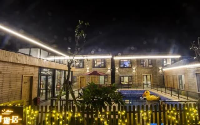 Weizhou Island Coral Residence Homestay (Catholic Church Beike Beach)