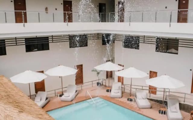 Tropicasa Coron Resort And Hotel