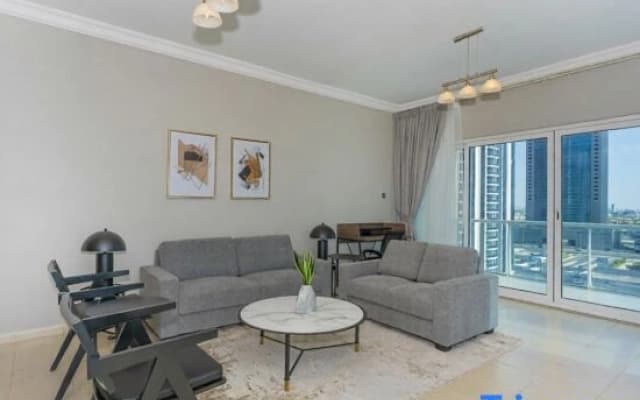 HomesGetaway -Brand New 1Bedroom in JLT Lake Views