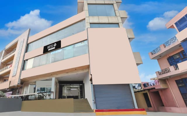 Super Hotel O Sector 4 Manraj Complex Gurugram