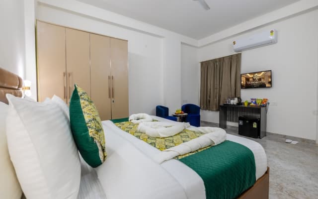 Yashobhoomi Suites near Yashobhoomi Convention Centre