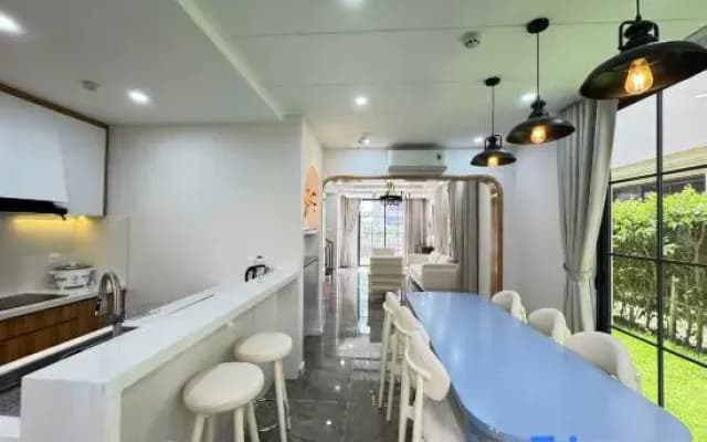 Caca 3 bedrooms villa with public pool