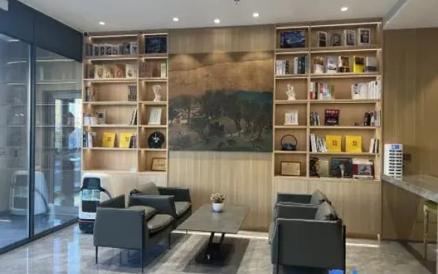 Yue Hotel