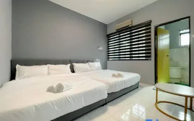 Taman Saikat IPOH Happy Suites by Verve(12 pax)