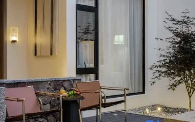 Jimmy Space · Light Luxury Homestay (Dali Ancient Town Branch)