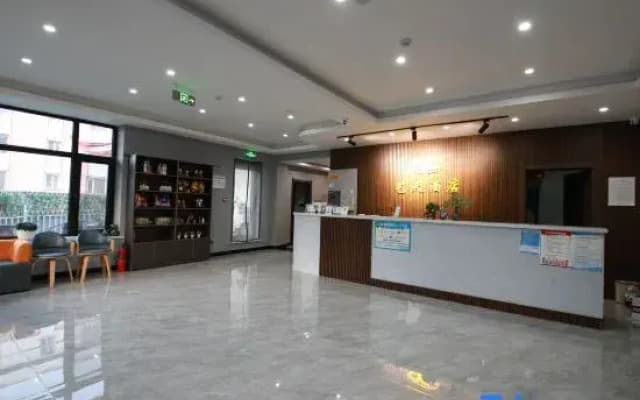 Yitian Hotel