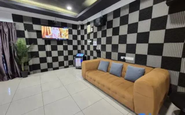 Hideaway Villa 20-46pax 9R9B PRIVATE POOL, KTV, BBQ, ARCADE GAMES, 3min to BEACH
