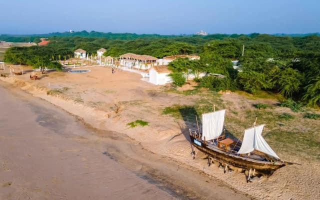 Vayro Resort